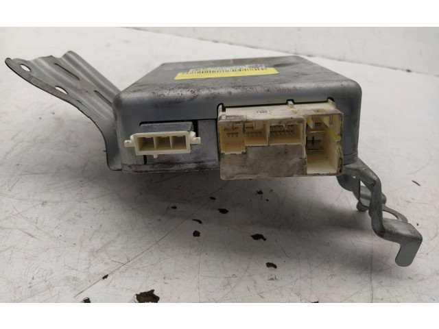 Řídící jednotka 8965002550   Toyota Auris 150 2010