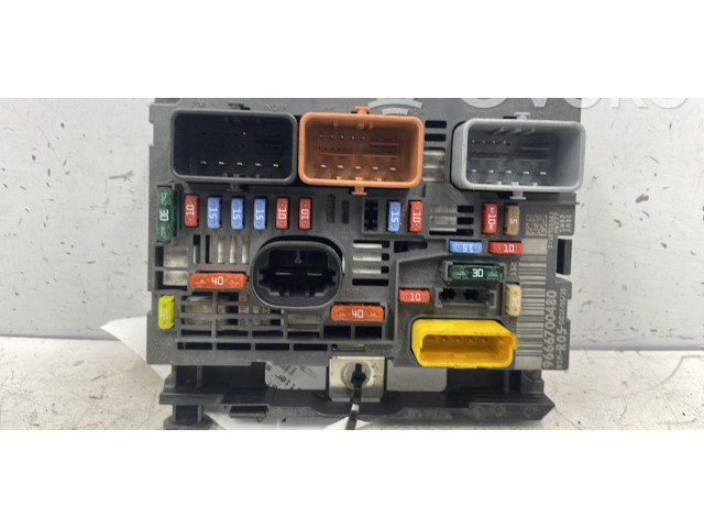 Pojistková skříňka Řídící jednotka BSM 9807028780   Peugeot 308 2010
