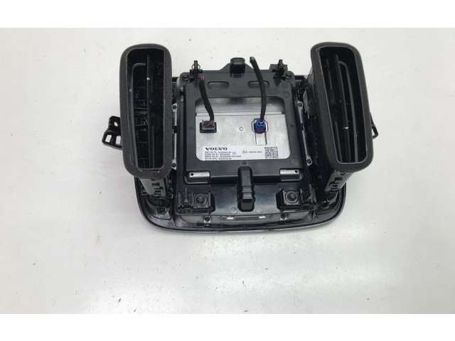 Дисплей    32350422   Volvo XC40