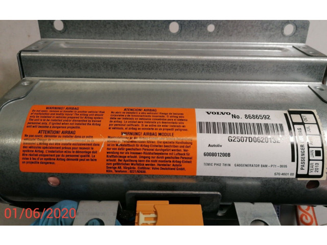 Подушка безопасности пассажира 8686592   Volvo XC90