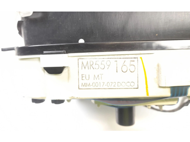 Přístrojová deska  Mitsubishi L300, Cosmos 2002 MR559165, MM0017072DOCO  