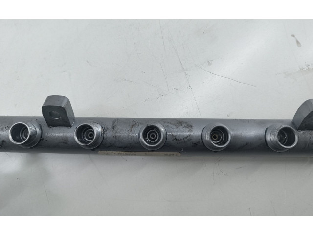 Vstřikovací lišta 175216420R, 15225000789199   Mercedes-Benz C W205     