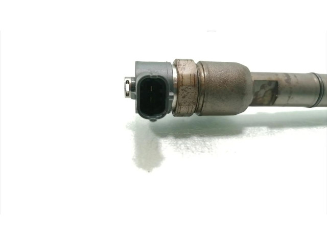 Vstřikovač 33800-2A900   Hyundai i30  pro naftový motor 1.6  1.6 CRDi