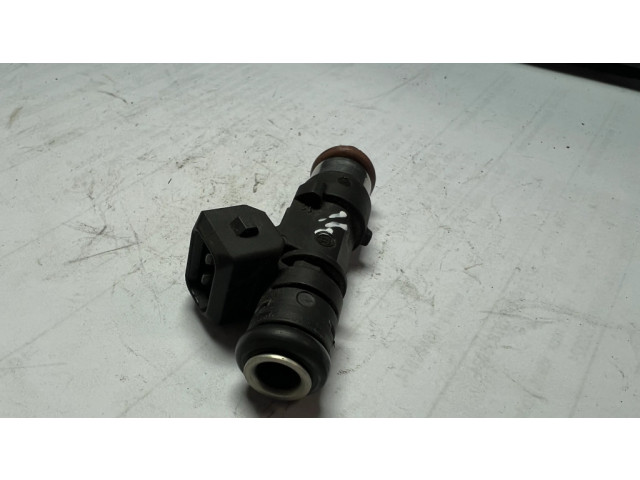 Vstřikovač 0280158207, 8A6GAA   Ford Focus  pro naftový motor 1.6  