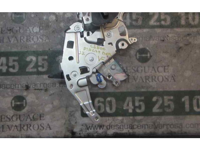 Замок багажника 825087319R    Dacia Dokker  -  года