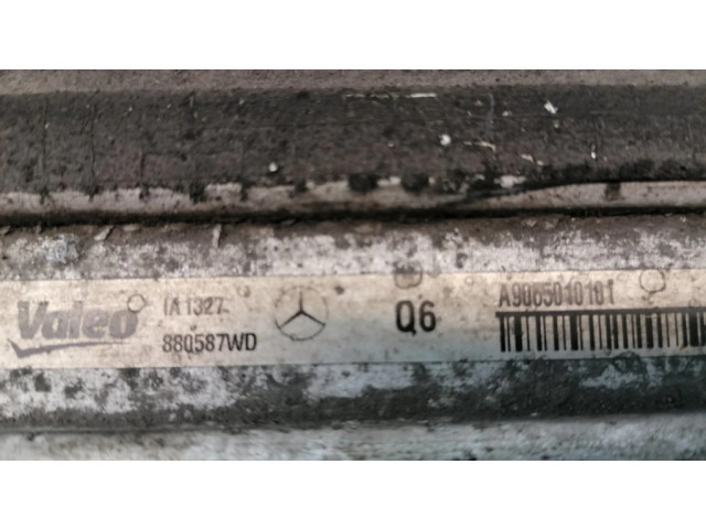 Интеркулер  A9065010101, 880587WD   Mercedes-Benz 309 2.2