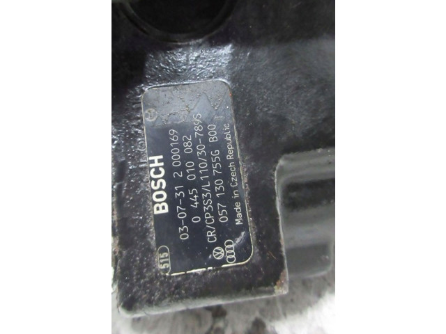 Vstřikovací čerpadlo 057130755G   Audi A8 S8 D3 4E     