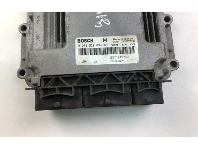 Řídící jednotka 237104376R, 0281030899   Renault Captur 2015