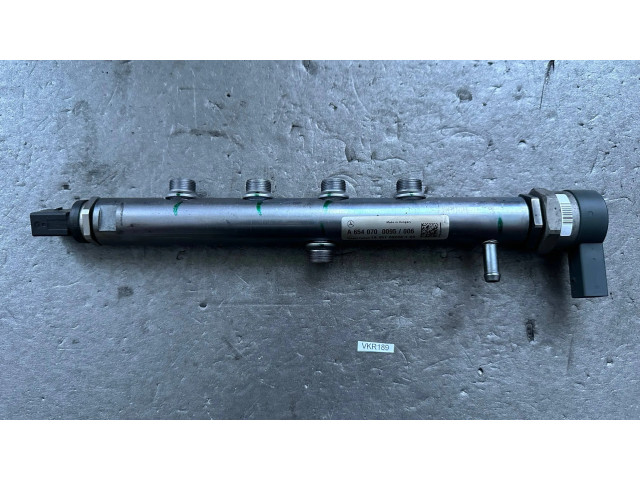Vstřikovací lišta A6540700095   Mercedes-Benz C W205  pro naftový motor 2.0  