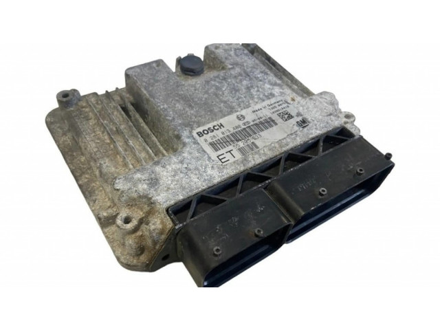 Řídící jednotka 55205633, 0281013408   Opel Vectra C 2005