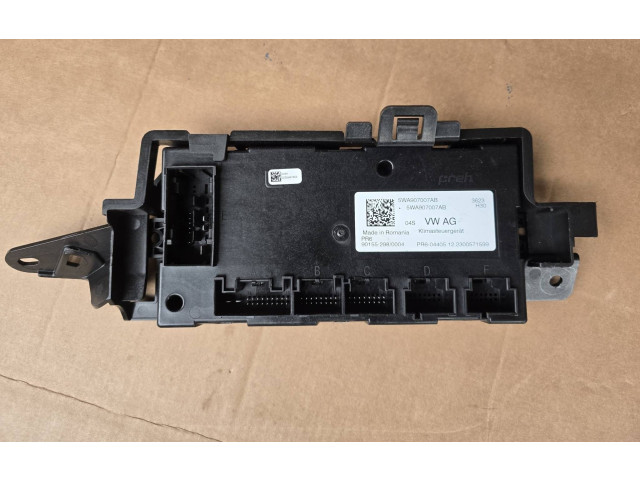 Блок управления климат-контролем 5WA907007AB   Audi RS3 8Y