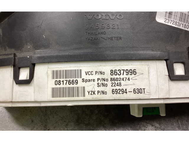 Přístrojová deska  Volvo V70 2002 8602474, 9459821  