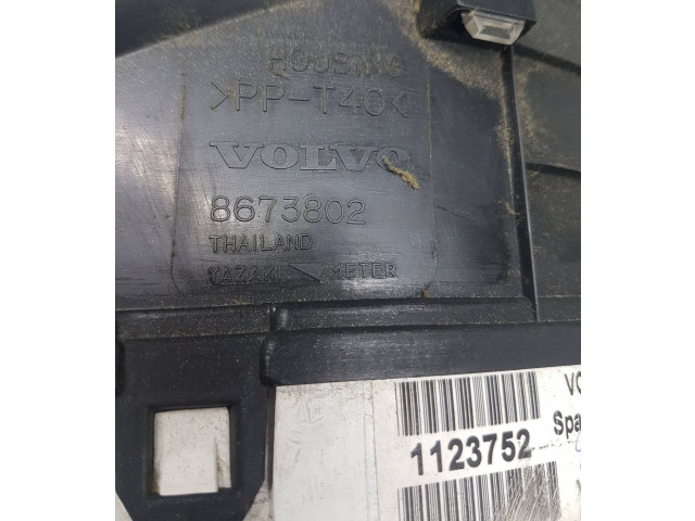 Přístrojová deska  Volvo V70 2003 8673802, 1123752  