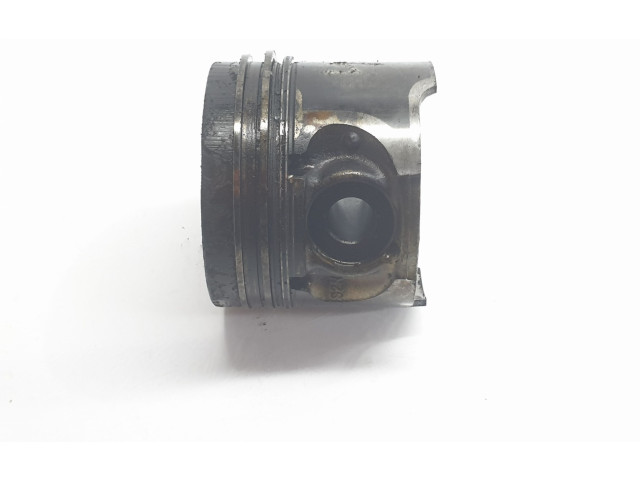 Píst 7701475075, 7701475075   Renault Kangoo I    K9K702 