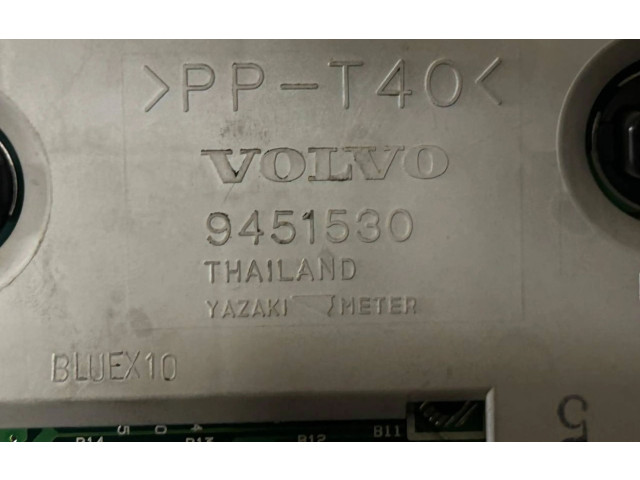 Přístrojová deska  Volvo S70  V70  V70 XC 1998 9472523, 69294240T  