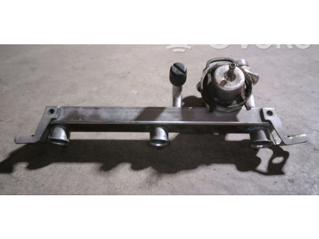 Vstřikovací lišta 0280151044   Opel Corsa B     