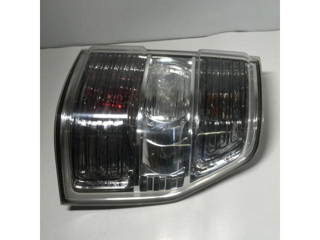 Задний фонарь правый сзади 22087872, A045053    Mitsubishi Pajero   2007-2018 года