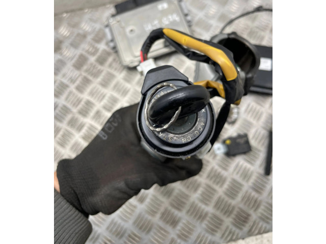 Řídící jednotka 3911327295, 0281013422   Hyundai Tucson JM 2006