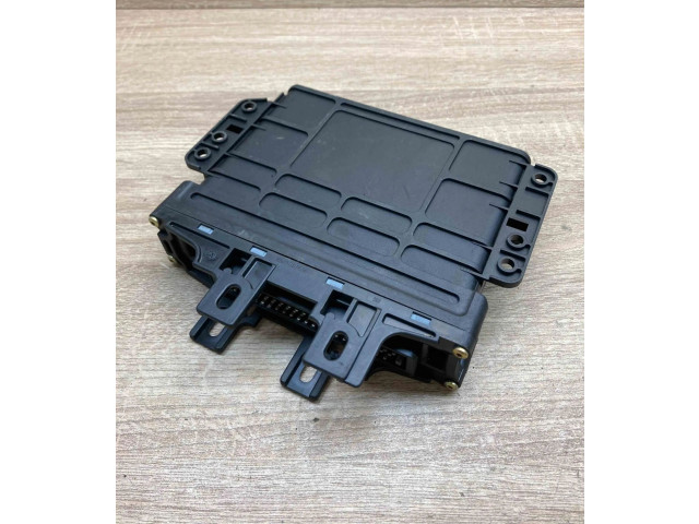 Блок управления коробкой передач 01N927733CM   Audi A4 S4 B5 8D
