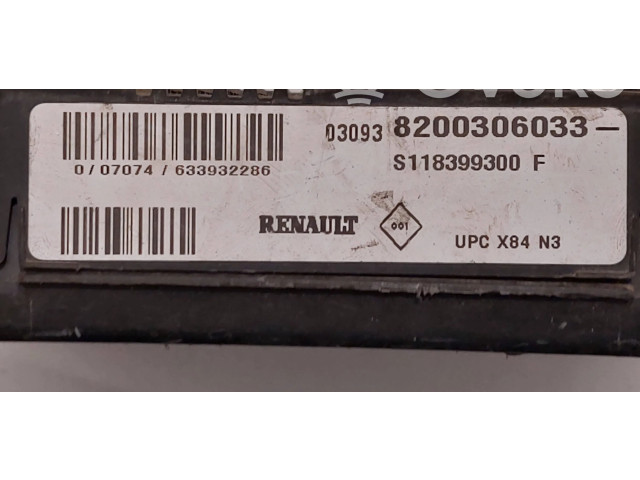 Pojistková skříňka Řídící jednotka BSM 8200306033, 03093   Renault Megane II 2003