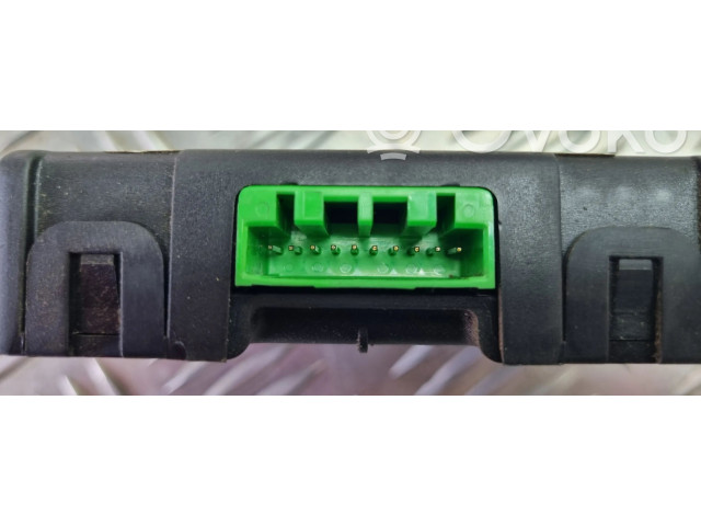 Переключатель дворников 9459266, 9459800   Volvo S70  V70  V70 XC
