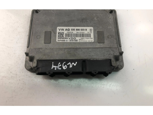Блок управления АБС 03E906023B   Volkswagen Polo
