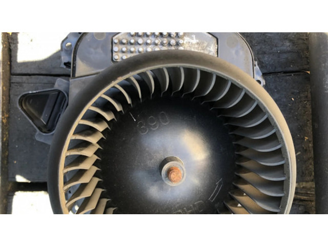 Вентилятор печки    A2469064300, A2469064100   Mercedes-Benz A W176