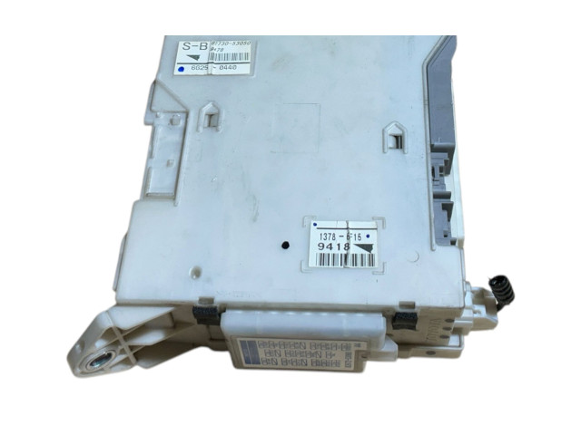   Pojistková skříňka 8273053050, 6G250440   Lexus  220D-250-350 2011