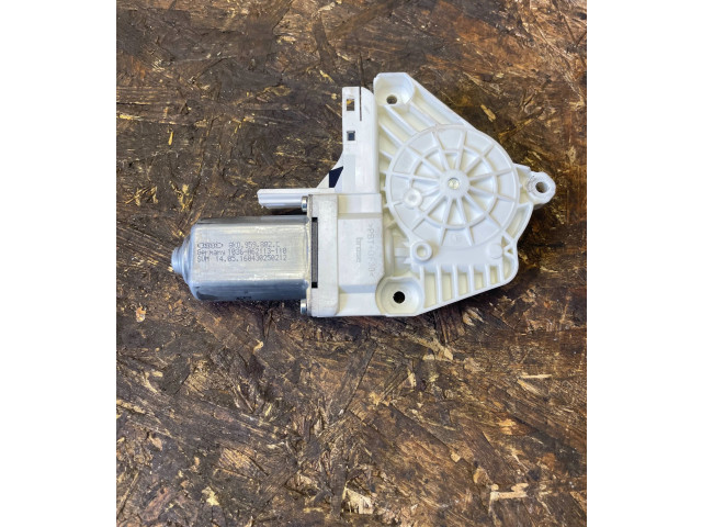 Zpětné zrcátko  Audi S1 2016  8K0959802C, 1038A62113110  