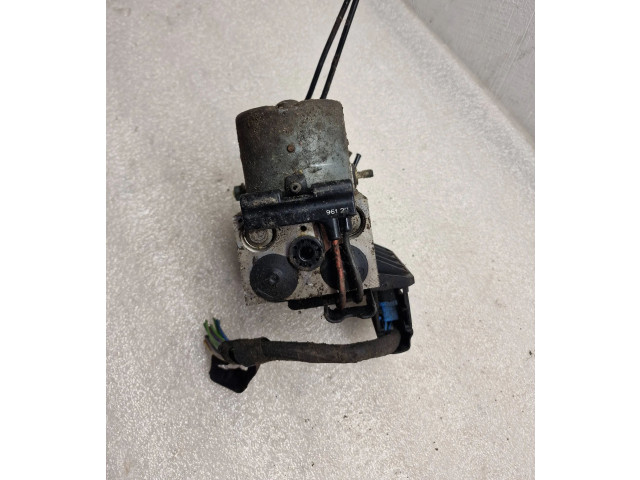 Блок АБС 0265202401, 8e0614111t   Audi  A8 S8 D2 4D  1994 - 2002 года