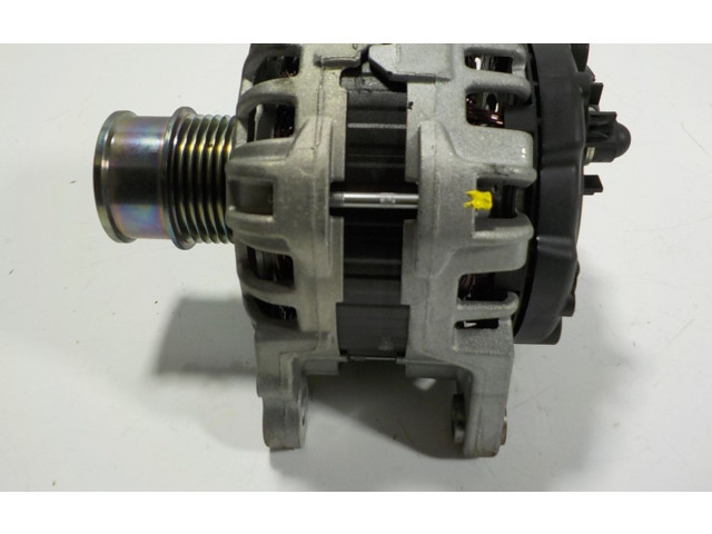 Генератор 04E903015A, 04E903015A   Audi A1      