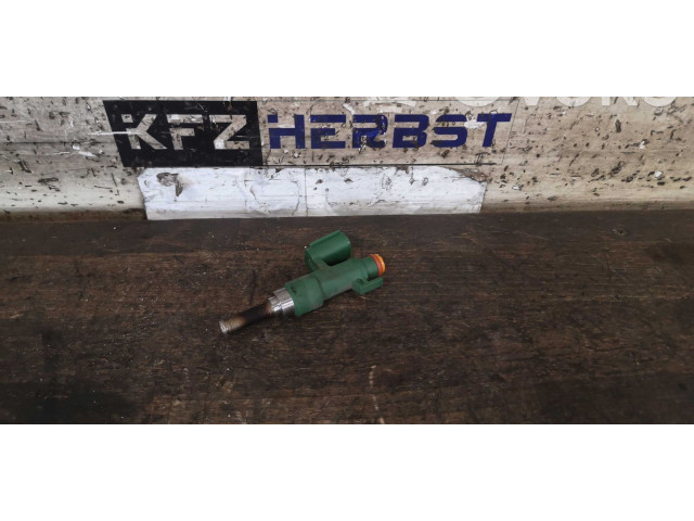 Vstřikovač 23250F3020, 23250F3020   Toyota Yaris XP210    M15AFXE 