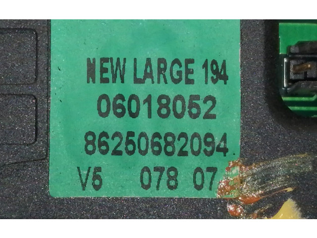 Vstřikovací lišta 86250682094, 06018052   Fiat Croma    939A1000 