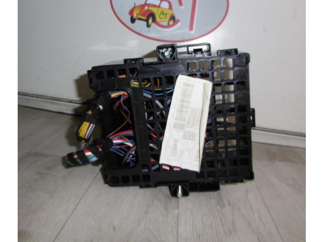   Pojistková skříňka 1514684, 1514684   Ford Fiesta 2012