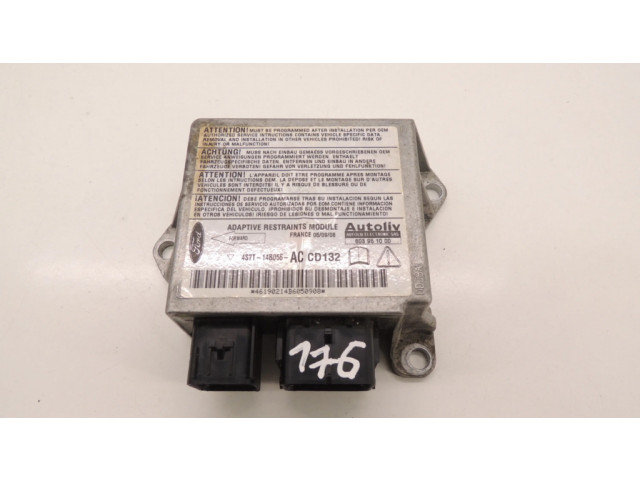 Блок подушек безопасности 4S7T14B056AC, D176   Ford Mondeo Mk III