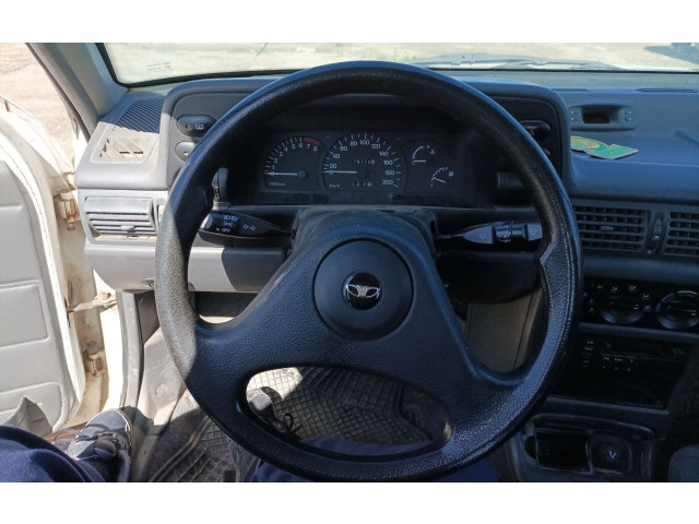 Volant Daewoo Nexia  9807549  