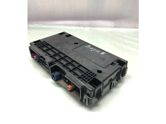 Модуль «Bluetooth» 32279765   Volvo XC40   