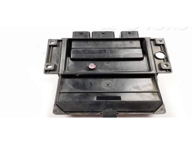 Řídící jednotka 8200331477, 8200374302   Nissan Kubistar 2004
