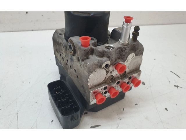 Jednotka ABS PBTGF30   Lexus IS 200-300 2002