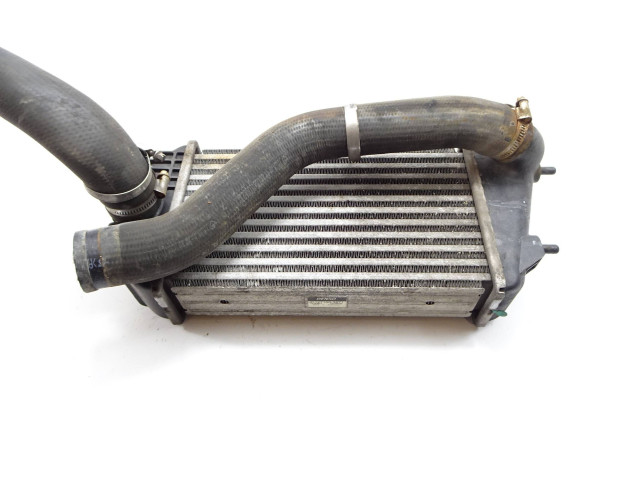 Интеркулер  JD1271003871, 8A4450000   Suzuki Swift II 