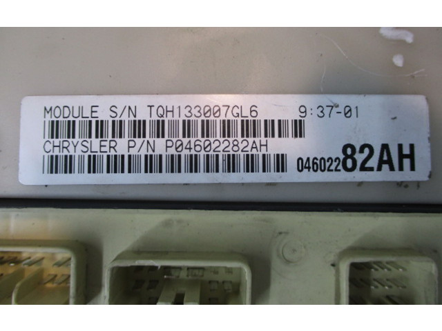 Блок предохранителей  04760228AB, 04760228AB   Chrysler 300M    