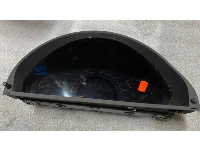 Přístrojová deska  Mercedes-Benz CL C215 2003 031098050  