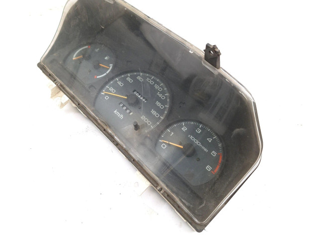 Панель приборов MR240564, MR24266940   Mitsubishi Space Wagon       
