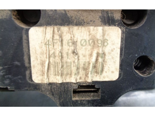 Pojistková skříňka Řídící jednotka BSM 243509F500   Nissan Terrano 2004