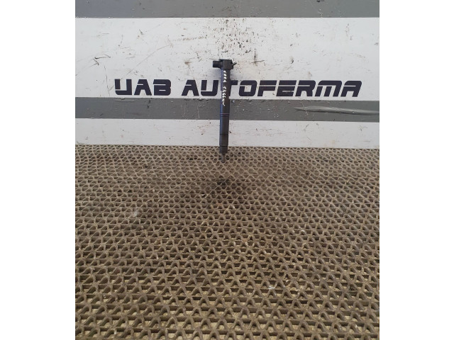 Vstřikovač 338002A780   KIA Ceed     