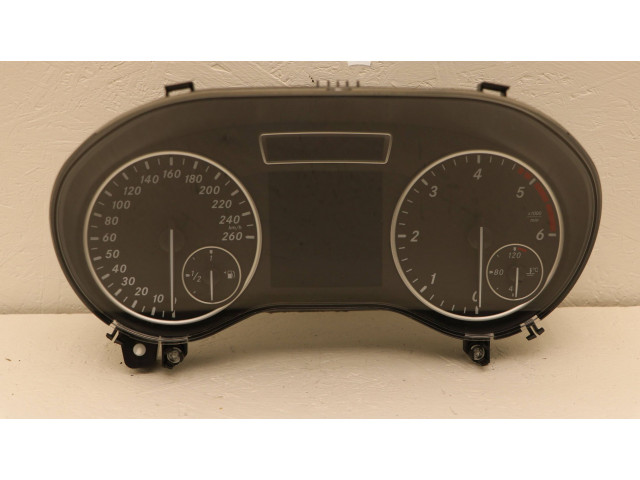 Přístrojová deska  Mercedes-Benz A W176 2015 A1769008303, 0263700242  