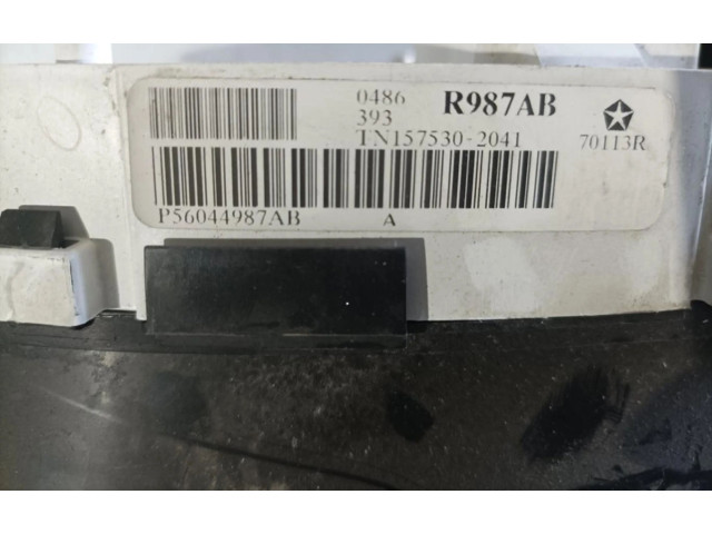Přístrojová deska  Chrysler Voyager  R987AB  