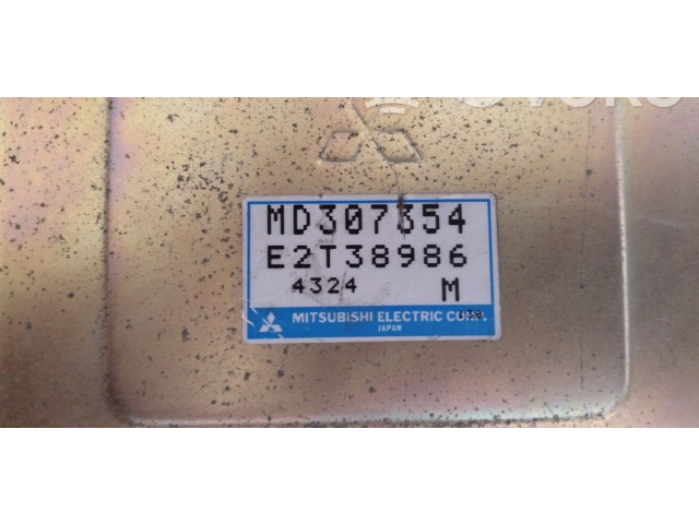 Řídící jednotka MD328466, E2T65775   Mitsubishi Lancer 1996