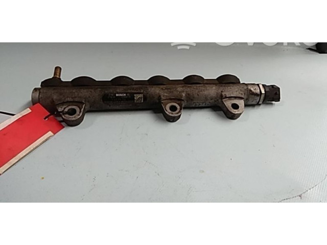Топливная рампа Bosch, 0445214153   Renault Trafic II (X83)  