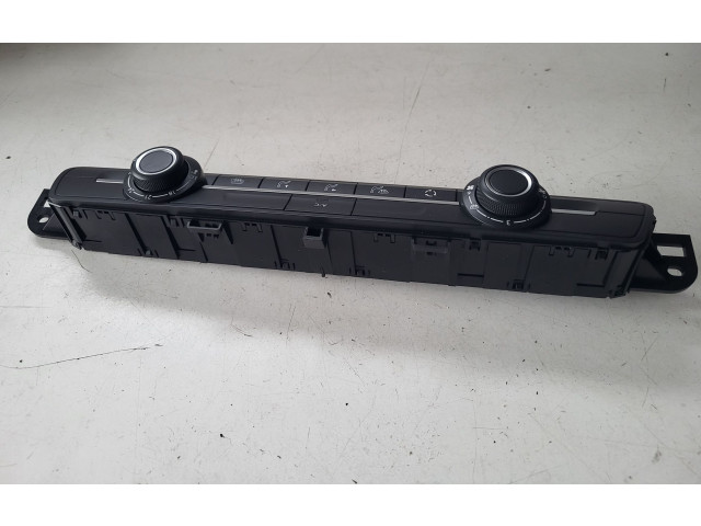   Pojistková skříňka 98340416ZD   Toyota Proace 2024